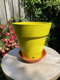Bloempot met schotel nr.3 Millennium / felgeel / groot