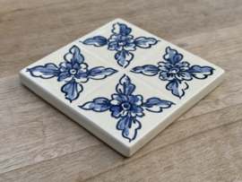 Handbeschilderde Onderzetter Trindade | Luxe 9mm Keramiek | 9,5 x 9,5 cm