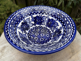Ronde Diepe Schaal Ø 22,5 cm | Handbeschilderd Portugees Aardewerk | Blauw-Wit Motief