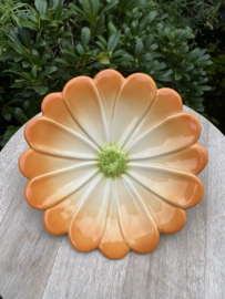 Reliëf bloem bord Ø21cm / Spaanse Margriet (R.25)