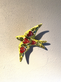 Keramische zwaluw met patroon 15,5x12cm