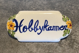 Keramisch deurbordje Hobbykamer (9x4,5cm)