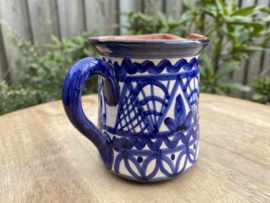 Melkkannetje met handvat (p-l)