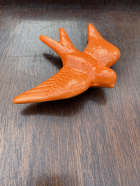 Keramische zwaluw feloranje 16x12,5cm