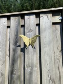 Keramische vlinder pastel geel 17x23cm