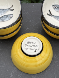 Portugese Kom Sardines | Geel met Zwart | Handbeschilderd Steengoed | 250 ml