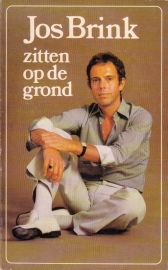 Jos Brink - Zitten op de grond