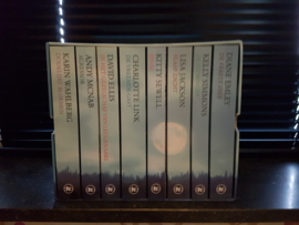 Boxset thriller pakket The House of Books - 8 paperbacks