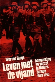 Werner Rings - Leven met de vijand