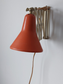 Vintage rode schaarlamp /  Vintage Red Scissorlamp