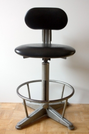 Brevets industriële verstelbare stoel / Brevets industrial adjustable seat [sold]