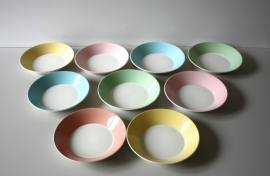 Boch 9 pastel bordjes / Boch 9 pastel plates [verkocht]