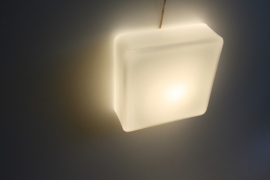 Matglazen vierkante vintage lamp / Vintage frosted glass square lamp