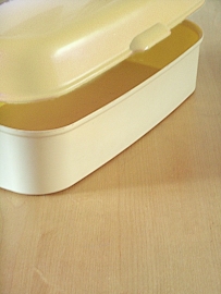 Ivoor witte `60 broodtrommel / ivory white `60 bread bin creme [verkocht]