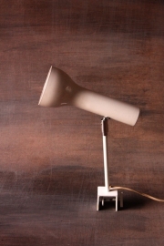 Hala wit klemlampje `50 / Hala white clamp lamp `50 [verkocht ]