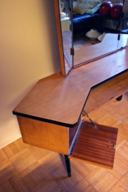 Vintage kaptafel / Vintage vanity table (sold)