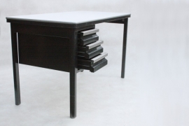 Zwart vintage bureautje `60 /  Black vintage small desk `60 [verkocht]