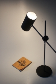 Zwarte cilinder bureaulamp /  Black cylinder desklamp [sold]