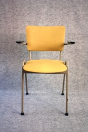 Ahrend bureaustoel geel / Ahrend desk chair yellow 1965 [sold]