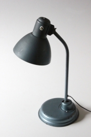 Staalblauwe vintage bureaulamp / Steelblue vintage desk lamp [sold]