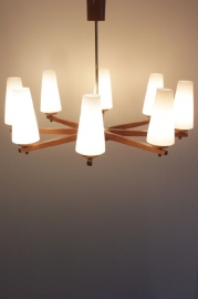 Scandinavische hanglamp in hout / Scandinavian pendant light in wood