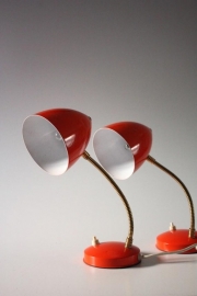 2 rode bureaulampjes retro / 2 red retro desklamps `60 [verkocht]