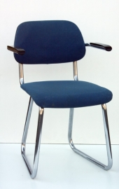 Jami blauwe buisstoel / Jami blue desk chair [sold]