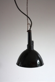 Hanglamp verstelbaar emaille / Hanging lamp adjustable enamel [sold]