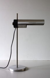 `60 Bureaulamp buisvormig / `60 Tubular desk lamp. [verkocht]