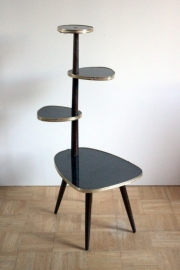 Etaleertafeltje / Display table [sold]