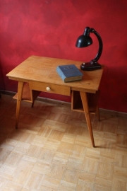 Houten deens design bureautje / Wooden Danish design desk [verkocht]
