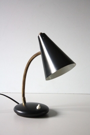 Zwart lampje met bolletje / Black small globed lamp [sold]