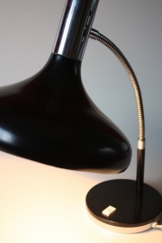 Zwarte chroom bureaulamp /  Black chrome desk lamp   [ verkocht ]