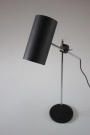 Zwarte cilinder bureaulamp /  Black cylinder desklamp [sold]