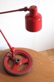 Industriële rode werklamp / Red industrial workshop lamp [sold]