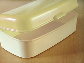 Ivoor witte `60 broodtrommel / ivory white `60 bread bin creme [verkocht]