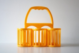 Flessenmand oranje / Bottle basket orange [verkocht]