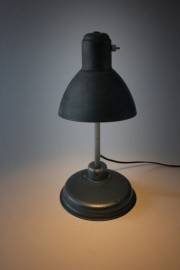 Staalblauwe vintage bureaulamp / Steelblue vintage desk lamp [sold]