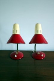 Rode ivoren bedlampjes  2x / Red ivory bedlamps 2x [sold]