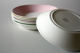 Boch 9 pastel bordjes / Boch 9 pastel plates [verkocht]