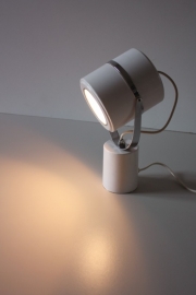 Sixties wit bureaulampje / Sixties white desklamp [sold]