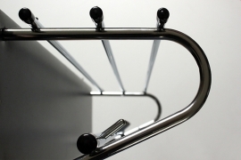 Kapstok chroom zwart / Coat rack chrome black (verkocht)