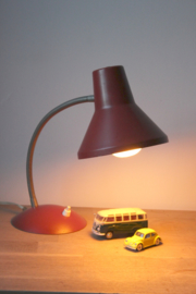 Rood vintage bureaulamp / Vintage Red Desklamp [sold]