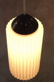 Geribbelde glazen ganglamp `60 / Ribbed glass hall lamp sixties [verkocht]