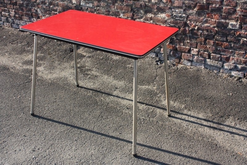 Evalueerbaar ballon oogsten Rode vintage keukentafel / Red vintage kitchen table [sold] | Verkocht /  Sold | retrointerieur