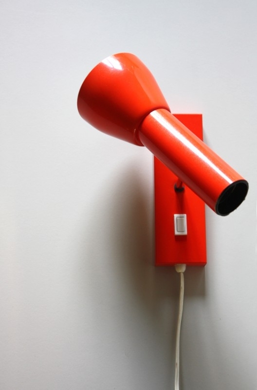 Seventies rode wandlamp / Seventies red wall lamp [sold]