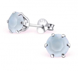 silver stud earrings with 6 mm crystals