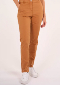 KCA II ALMA twill chino: brown sugar