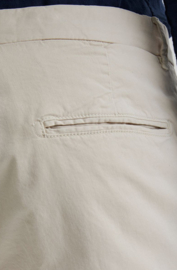 Bertoni || BLOCH chino shorts: Simply taupe