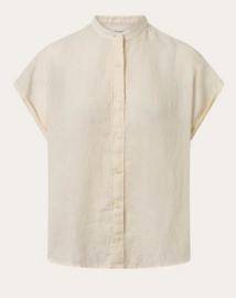 KCA || Collar stand ss linen shirt; buttercream